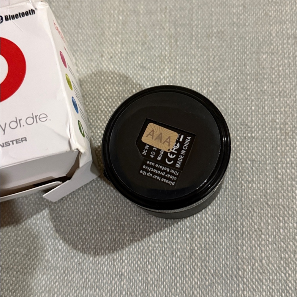 Beatbox Bluetooth. Beats .by Dr. Dre.Monster. Original packing/cable manual. - Picture 4 of 14
